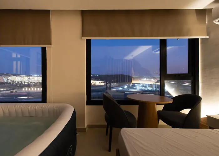 Jacuzzi Paradise Pyramids Panoramic View 503