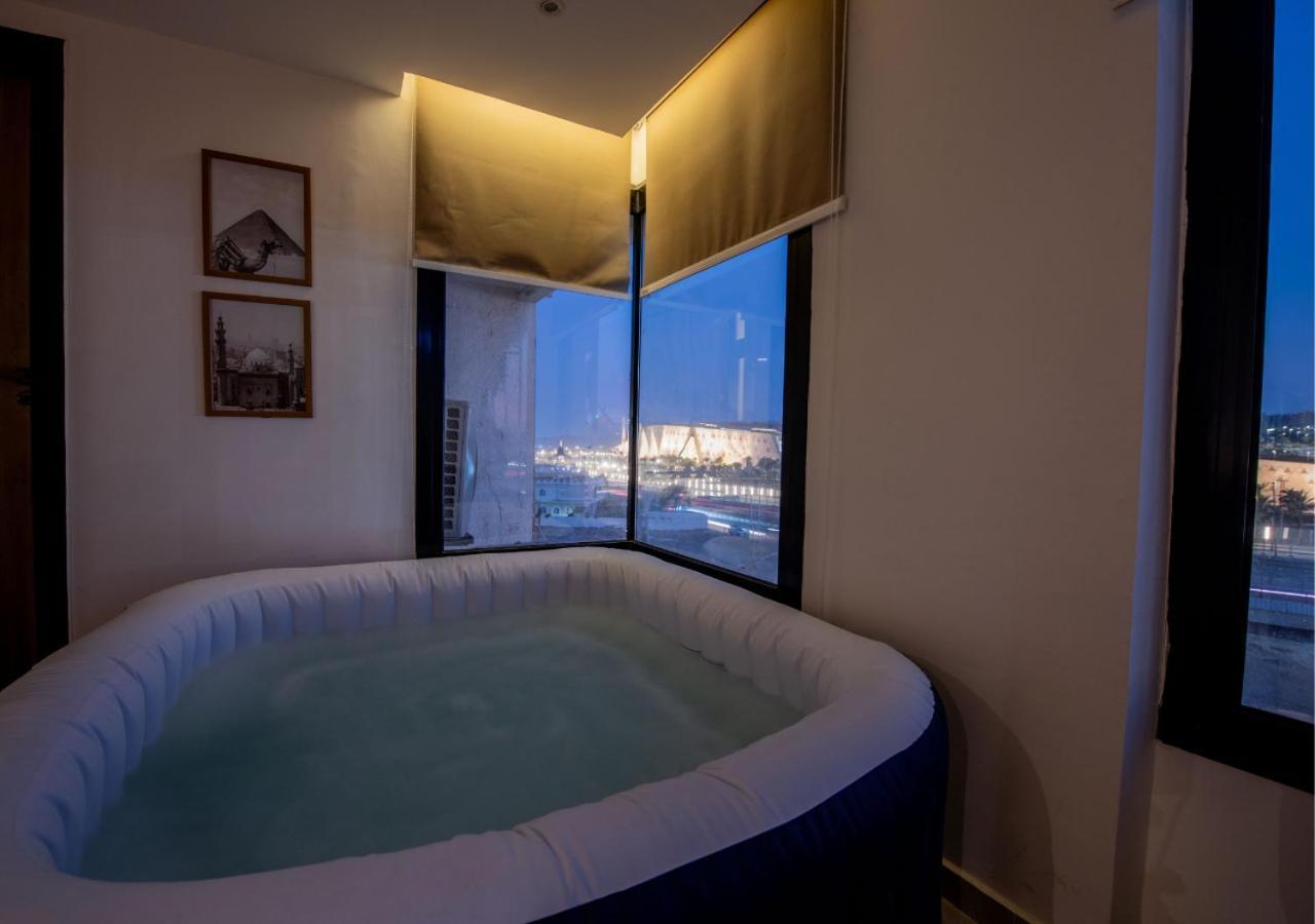 Jacuzzi Paradise Pyramids Panoramic View 503 Apartment