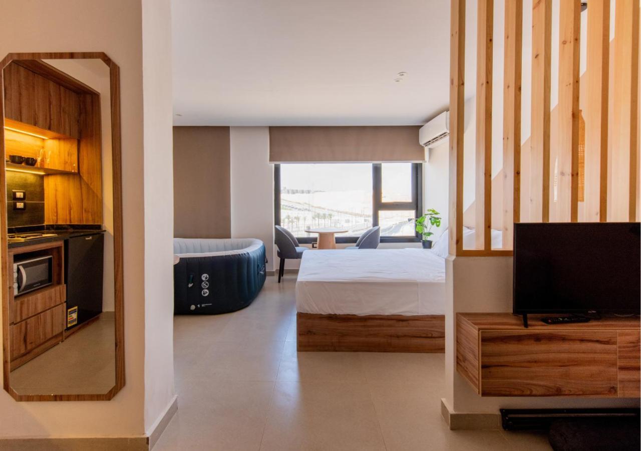 Jacuzzi Paradise Pyramids Panoramic View 503 Apartment Cairo